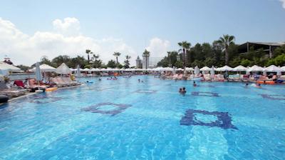 دلفین ایمپریال لارا