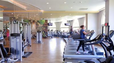 دلفین ایمپریال لارا