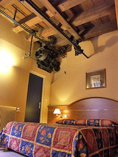 ایبیز استیلز کلمار سنتر