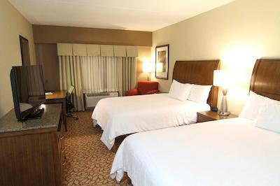 هیلتون گاردن این پیکویل