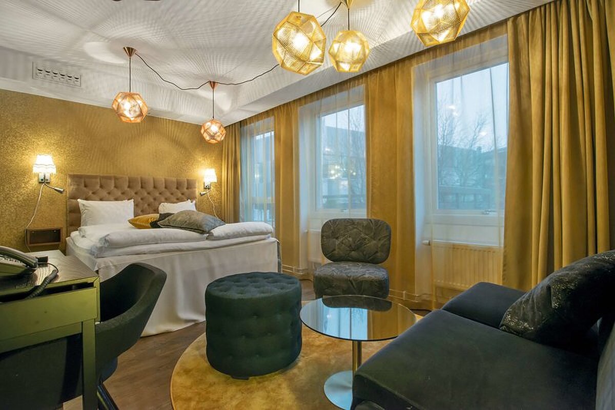Best Western The Public Hotel