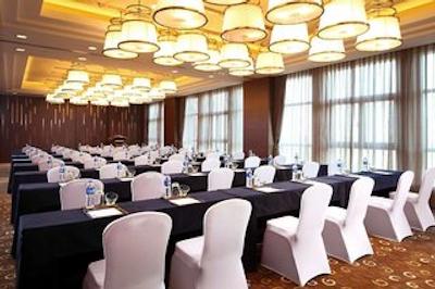 دوبلتری بای هیلتون جیاکسینگ