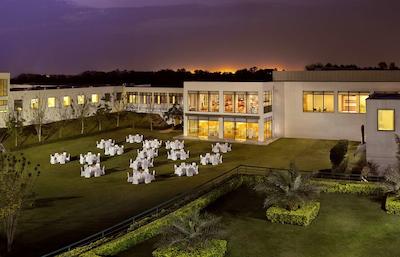 فور پوینتز بای شراتون نیو دهلی ایرپورت هایوی