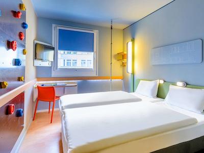 ایبیز بوجت برلین کورفورستندام