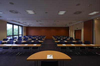 اینترسیتیهتل برمن