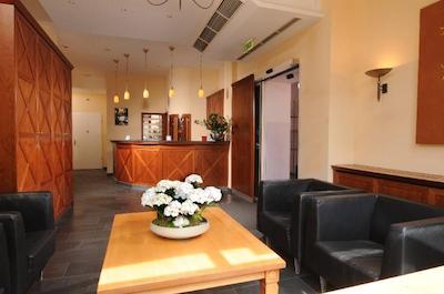 هتل اوگوستیننهف