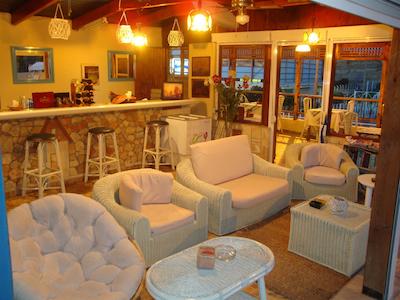 ماریا فلرا اپارتمنتز