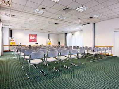 ایبیز بن هتل