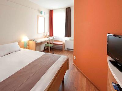 ایبیز بن هتل