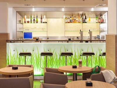 ایبیز دویسبورگ هاوپتباهنهف هتل