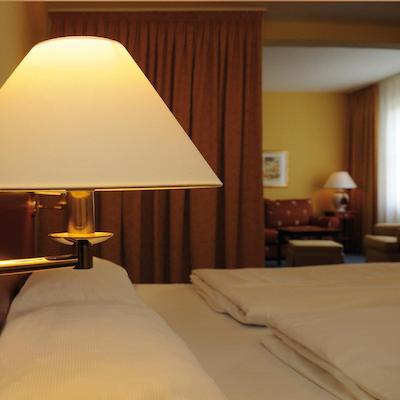 سُرات هتل براندنبورگ