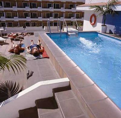 اپارتامنتز پارک پلازا