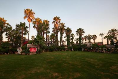 کلاب هتل سرا