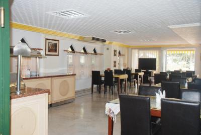 ناسا فلرا هتل