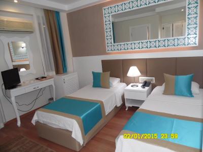 ناسا فلرا هتل