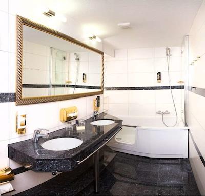 هتل آلتر اسپیچر