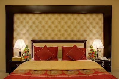 دیره سوئیتس هتل آپارتمان