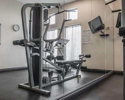 کمفرت ترنتو آیرپرت نرد