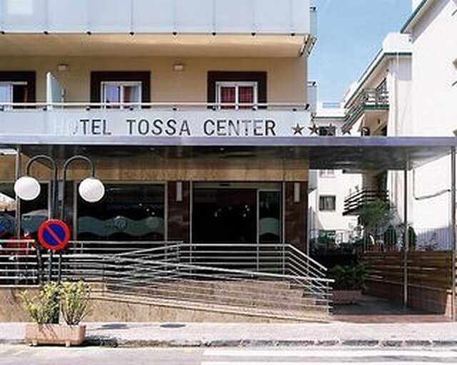 هتل تسا سنتر