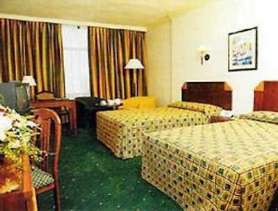 دز این هتل سویتز امان