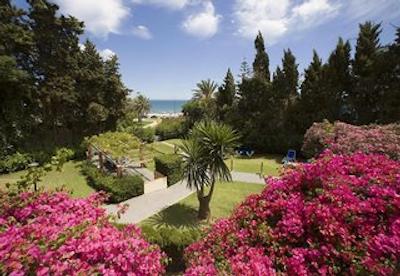 گلبالز گاردنیا