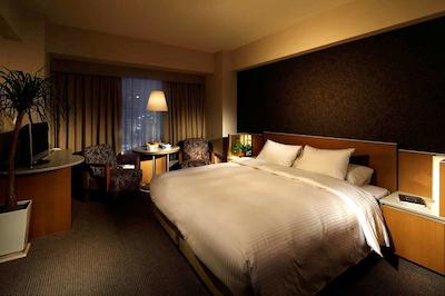 ریهگا ریال هتل اُساکا