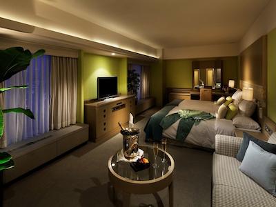 ریهگا ریال هتل اُساکا