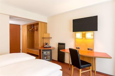 نه برلین سیتی اُست