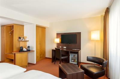 نه برلین سیتی اُست