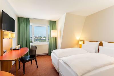 نه برلین سیتی اُست