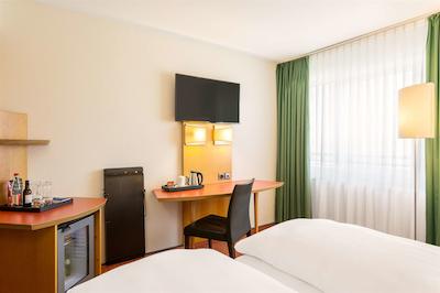 نه برلین سیتی اُست