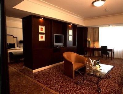 ایمپریال هتل تکیو