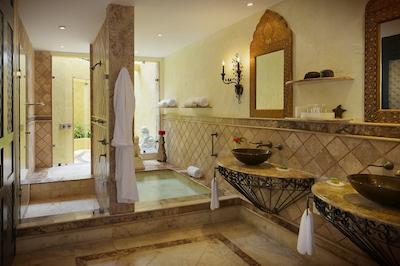 زتری پاریسُ د لا بنیتا ریویرا ما