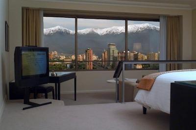 هتل سانتیاگو بای ماندارین اُرینتال