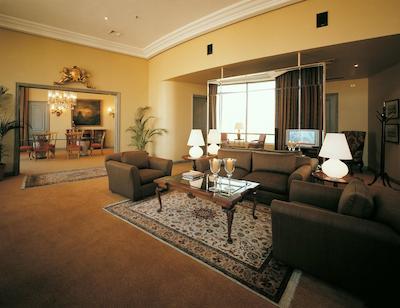 هتل سانتیاگو بای ماندارین اُرینتال