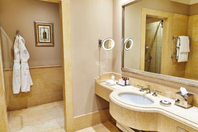 سان کلمنت پالاس کمپینسکی ونیس