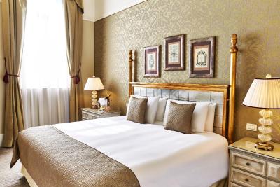 سان کلمنت پالاس کمپینسکی ونیس