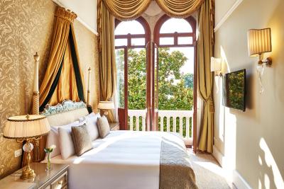 سان کلمنت پالاس کمپینسکی ونیس