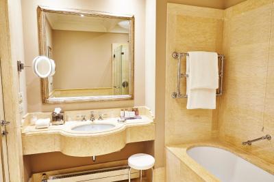 سان کلمنت پالاس کمپینسکی ونیس