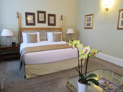 سان کلمنت پالاس کمپینسکی ونیس