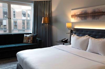 هیلتون استراند