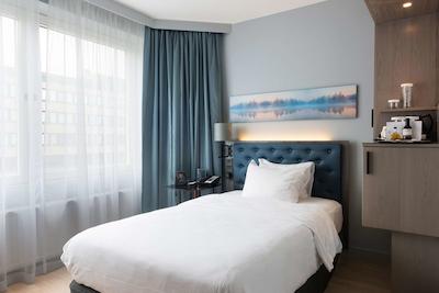 هیلتون استراند