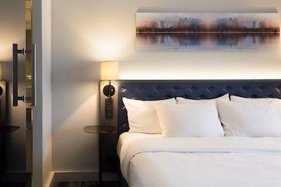 هیلتون استراند