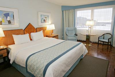 هیلتون استراند