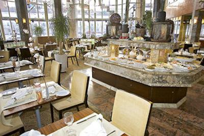 هیلتون استراند