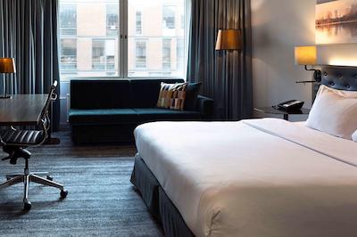 هیلتون استراند