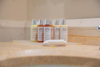 لوکس رس گاردن هتل