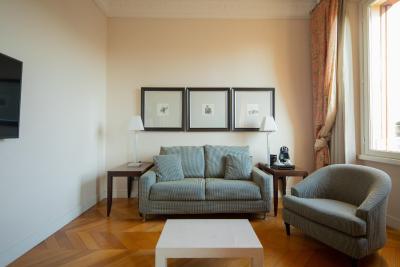 لوکس رس گاردن هتل