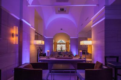 لوکس رس گاردن هتل