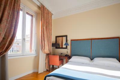 لوکس رس گاردن هتل